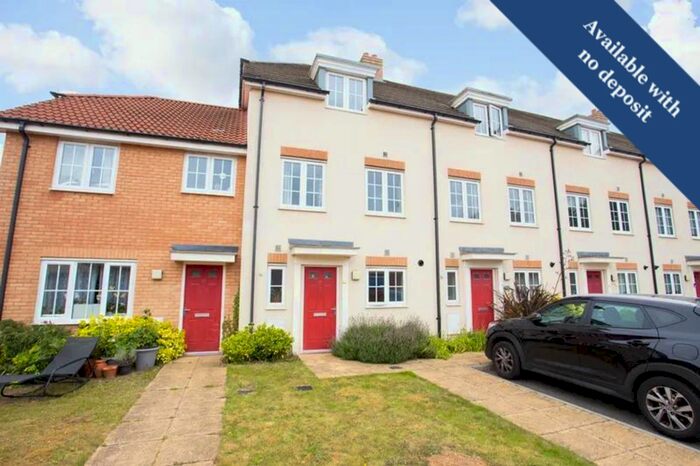 3 Bedroom Terraced House To Rent In Lampen Walk, Canterbury, CT1