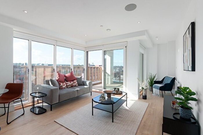 1 Bedroom Apartment To Rent In Sutton Park House Carshalton Road, London, SM1
