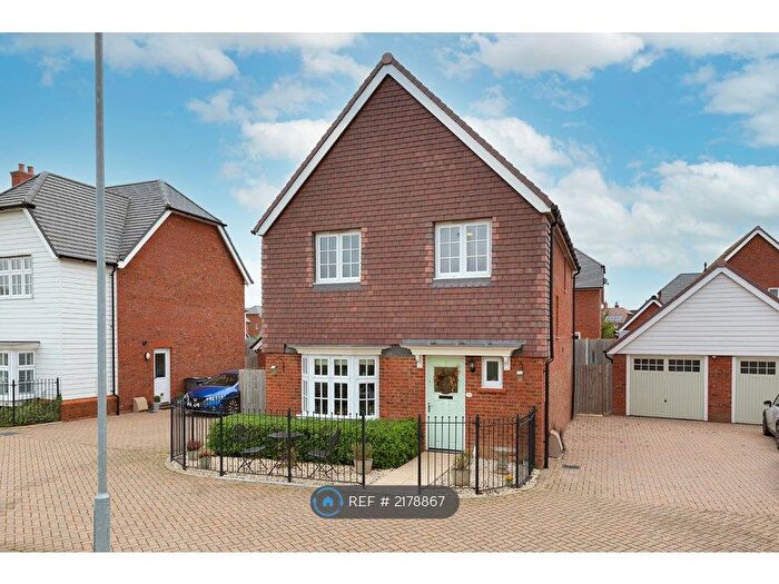 4 Bedroom Detached House To Rent In Gaskin Way, Marden, Tonbridge, TN12