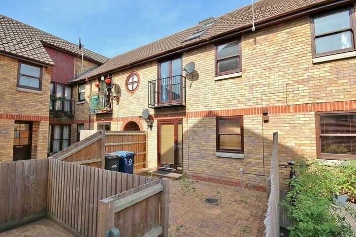 1 Bedroom Apartment To Rent In Woolpack Lane, St Ives, PE27