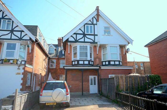 1 Bedroom Flat To Rent In St. Marys Road, Bournemouth, BH1