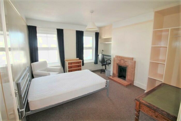 1 Bedroom Maisonette To Rent In Fore Street, Heavitree, EX1