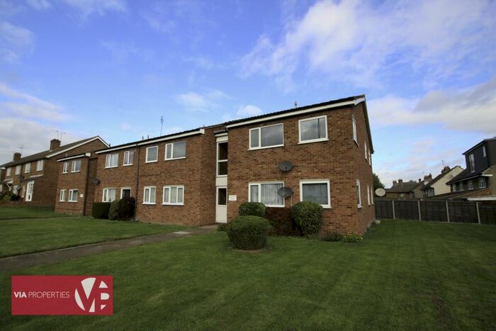 2 Bedroom Apartment To Rent In Hertford Road, Hoddesdon, EN11