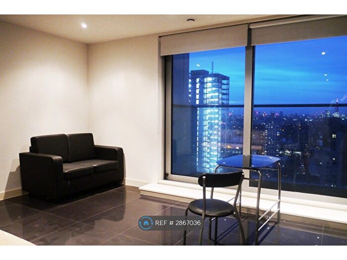 Studio To Rent In Pan Peninsula Square, London, E14