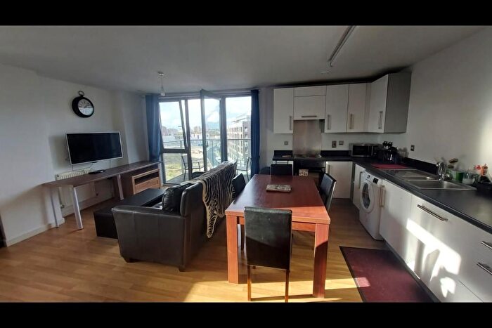 2 Bedroom Flat To Rent In John Wetherby Court West, High Street, Stratford, Bow, London, E15