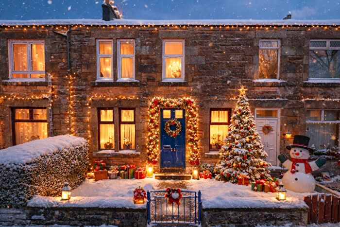 2 Bedroom Flat For Sale In Dean Road, Kilbirnie, KA25