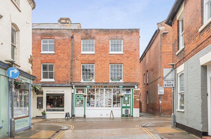 1 Bedroom Flat For Sale In Bell Street, Romsey, Hampshire, SO51