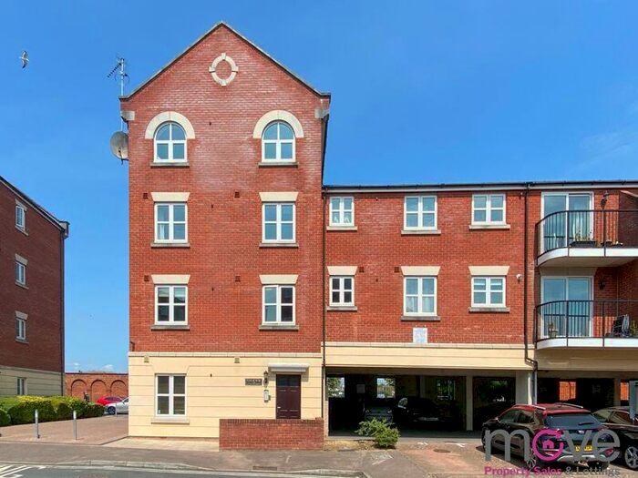 2 Bedroom Apartment To Rent In Brookbank Close, Cheltenham, GL50