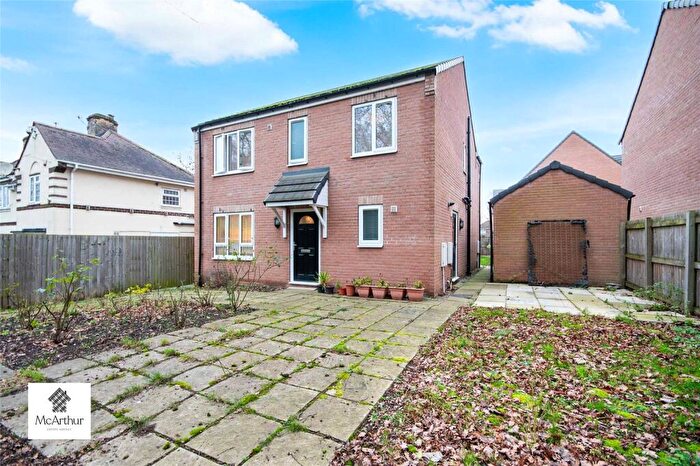 4 Bedroom Detached House For Sale In Bryndale Close, Harworth And Bircotes, Doncaster, South Yorkshire, DN11