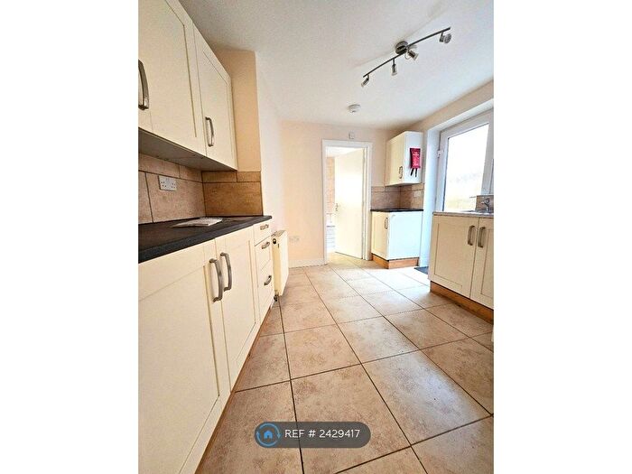 2 Bedroom Flat To Rent In Church Street, Highbridge, TA9