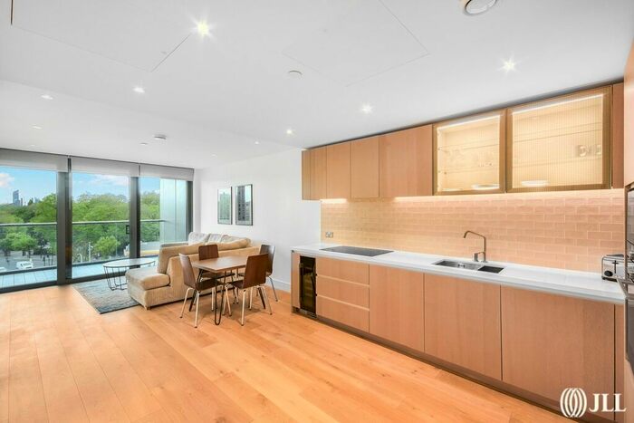 2 Bedroom Flat To Rent In Palmer Road, London, SW11