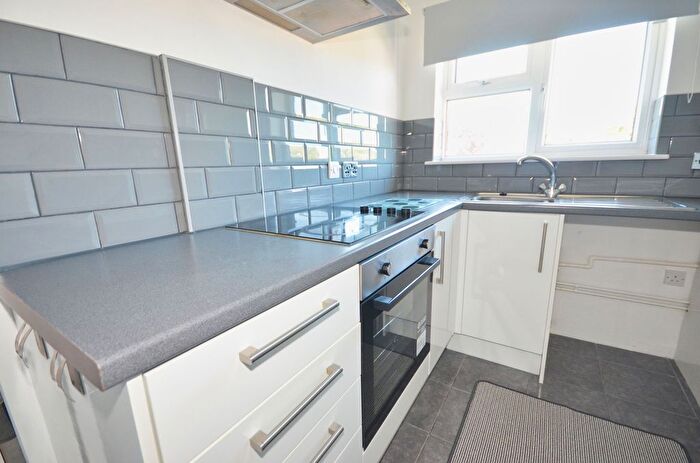 1 Bedroom Flat For Sale In Dahlia Road, Kettering, NN16