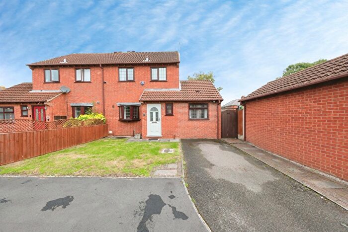 3 Bedroom Semi Detached House For Sale In Rosamonds Ride, Derby, DE23