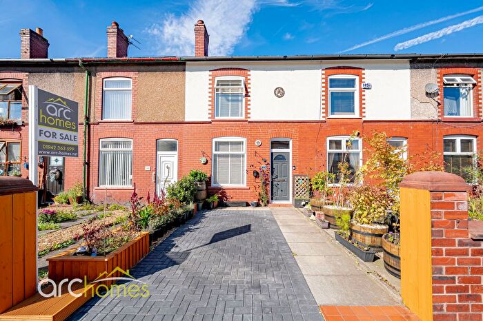 3 Bedroom Terraced House For Sale In Wigan Road, Atherton, M46