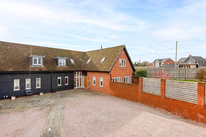 5 Bedroom Property For Sale In Bedford Road, Ickleford, SG5