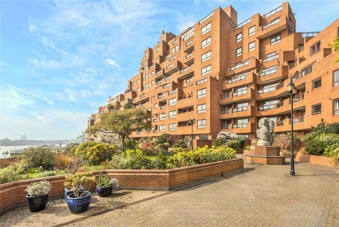 2 Bedroom Flat To Rent In Free Trade Wharf, The Highway, Wapping, Limehouse, Shadwell, London, E1W