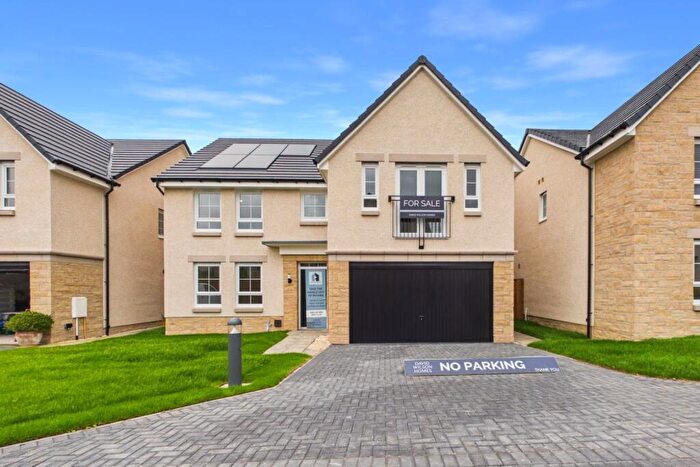 4 Bedroom Detached House For Sale In Archibald Hood Crescent, Rosewell, Midlothian, EH24