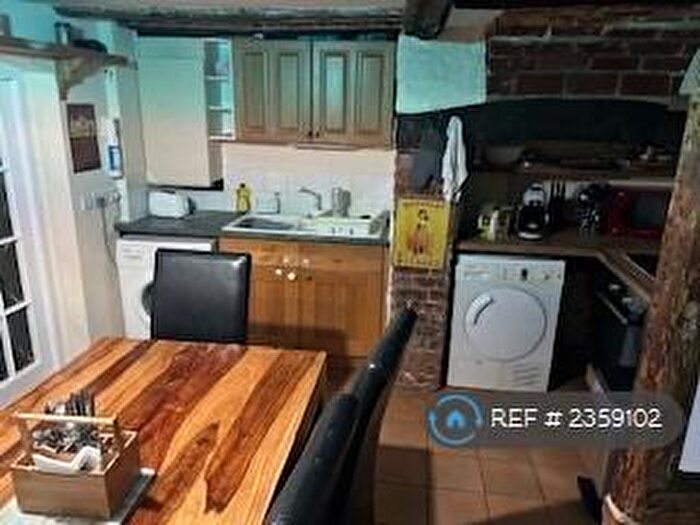 4 Bedroom Terraced House To Rent In Wincheap, Canterbury, CT1