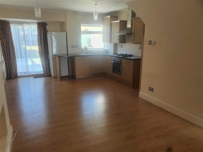2 Bedroom Terraced House To Rent In Lansbury Drive, Hayes, Middlesex, UB4