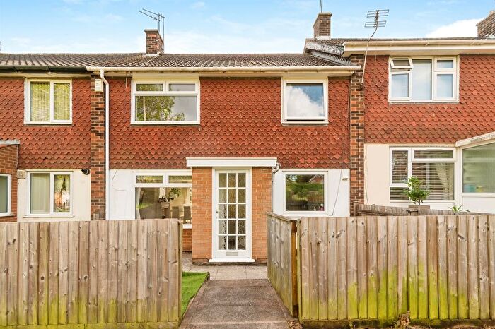 3 Bedroom Terraced House For Sale In St. Michaels Avenue, Nottingham, NG8