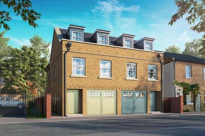 4 Bedroom Terraced House To Rent In Hall Street, Chelmsford, CM2