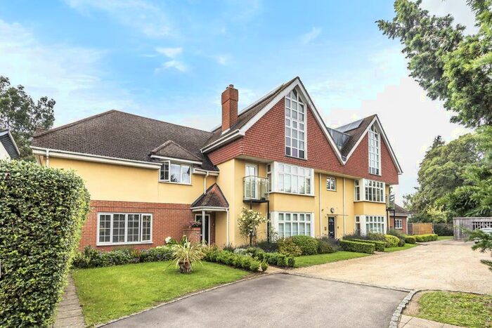 2 Bedroom Apartment To Rent In Summertown, North Oxford, OX2