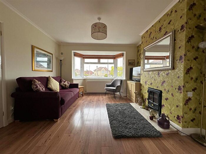 3 Bedroom Semi-Detached House For Sale In Orchard Crescent, Chippenham, SN14