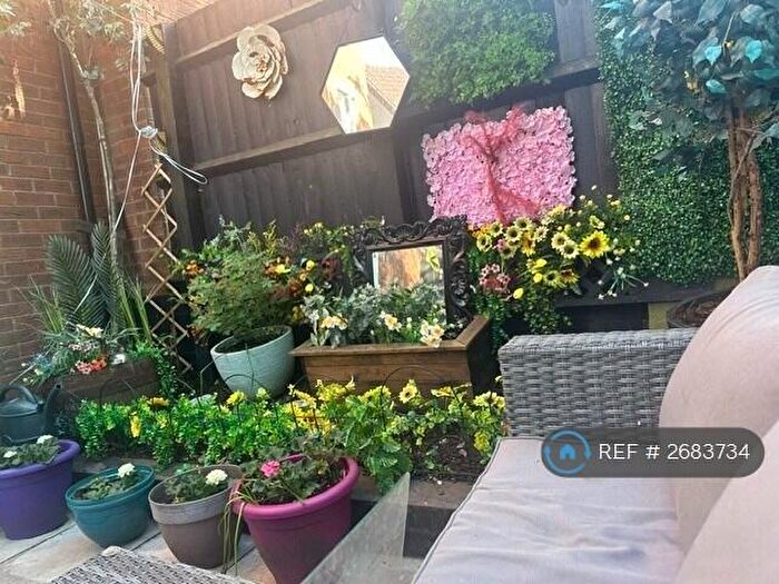 5 Bedroom Terraced House To Rent In Bishops Drive, Crediton, EX17
