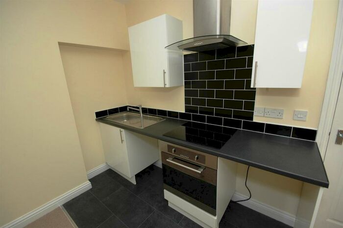 1 Bedroom Apartment To Rent In Newport Road, Roath, Cardiff, CF24