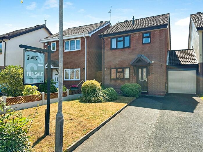 3 Bedroom Detached House For Sale In Attwell Park, Merryhill, Wolverhampton, WV3