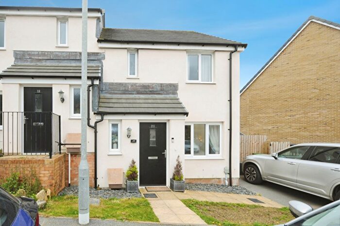 3 Bedroom Semi Detached House For Sale In Churchtown View, Falmouth, Cornwall, TR11