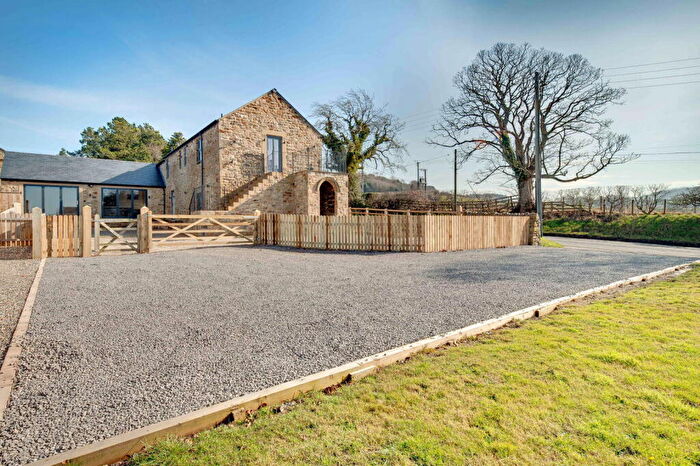 4 Bedroom Barn Conversion For Sale In Priestfield Barn, Burnopfield, Co Durham, NE16