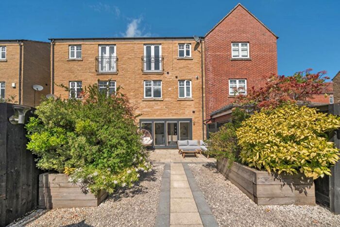 4 Bedroom Town House For Sale In St. Martins Field, Otley, LS21