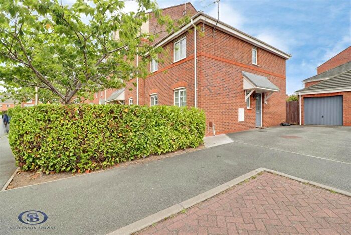 3 Bedroom Semi-Detached House For Sale In Bateman Close, Crewe, CW1