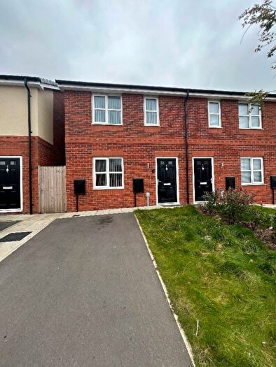 2 Bedroom Property To Rent In Eldergreen Close, Bolton, BL3