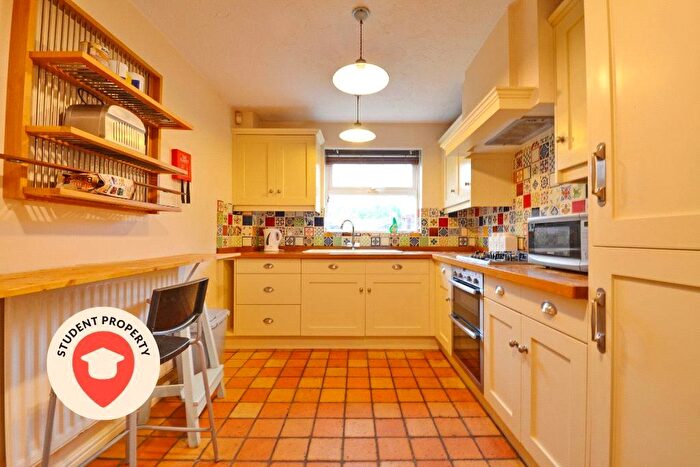 6 Bedroom Semi Detached House To Rent In Lutyens Close, Stapleton, Bristol, Bristol, BS16