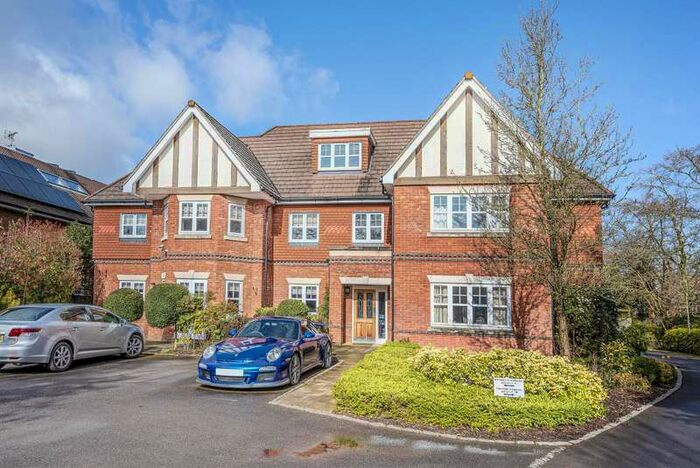 2 Bedroom Apartment To Rent In London Road, Binfield, RG42