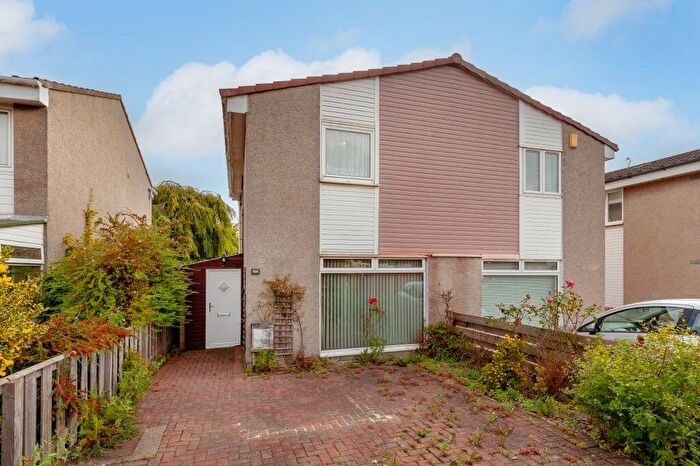 2 Bedroom Semi Detached House For Sale In A Drum Brae South, Edinburgh, EH12