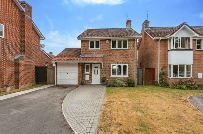 3 Bedroom House To Rent In Foyle Road, Chandler's Ford, Eastleigh, SO53