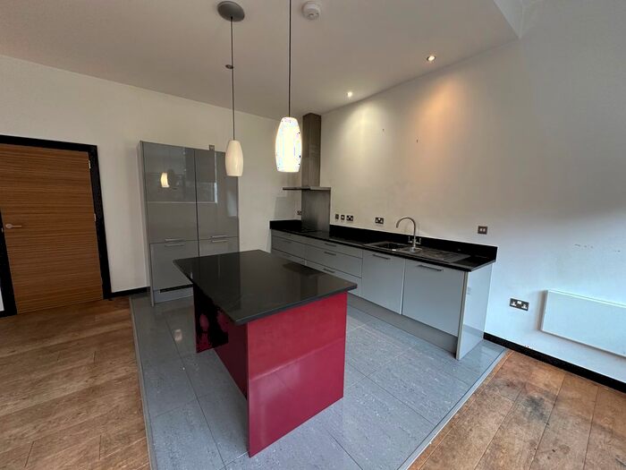 2 Bedroom Flat To Rent In Abbey Park Road, Leicester, LE4