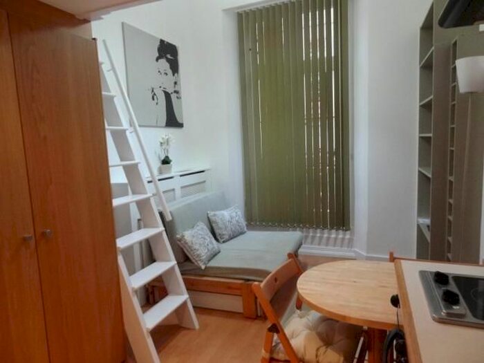 Studio To Rent In Gloucester Street, Pimlico, London, SW1V