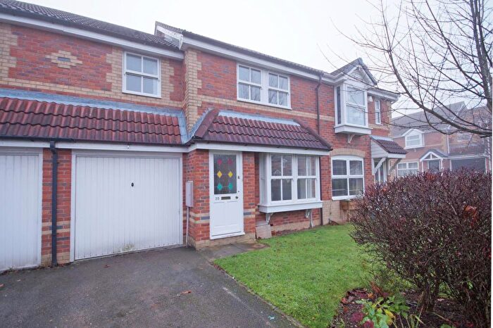 3 Bedroom Town House To Rent In St. Georges Walk, Harrogate, HG2