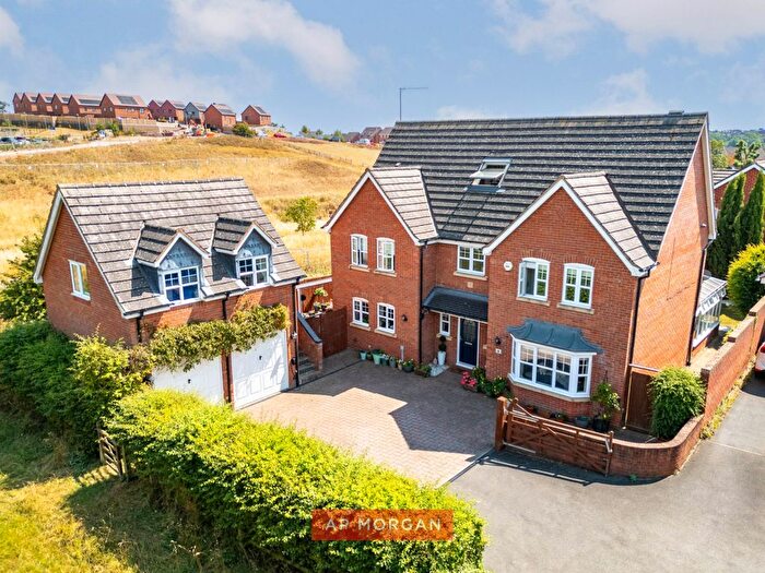 6 Bedroom Detached House For Sale In Plumstead Close, Brockhill, Redditch, Worcestershire, B97