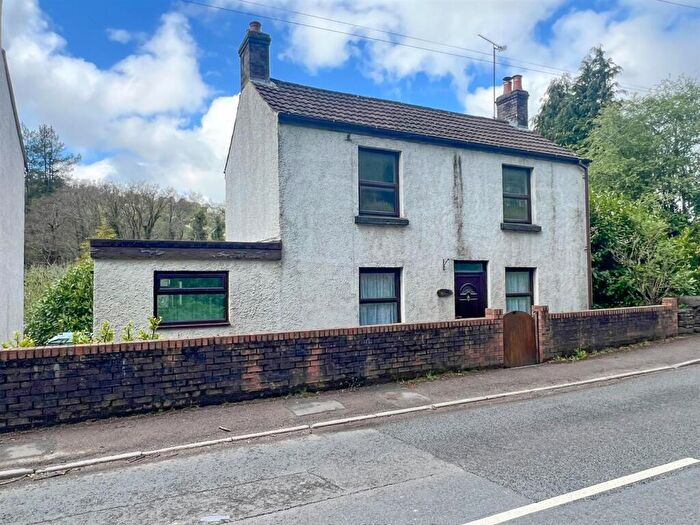 3 Bedroom Detached House For Sale In Drybrook Road, Drybrook, GL17