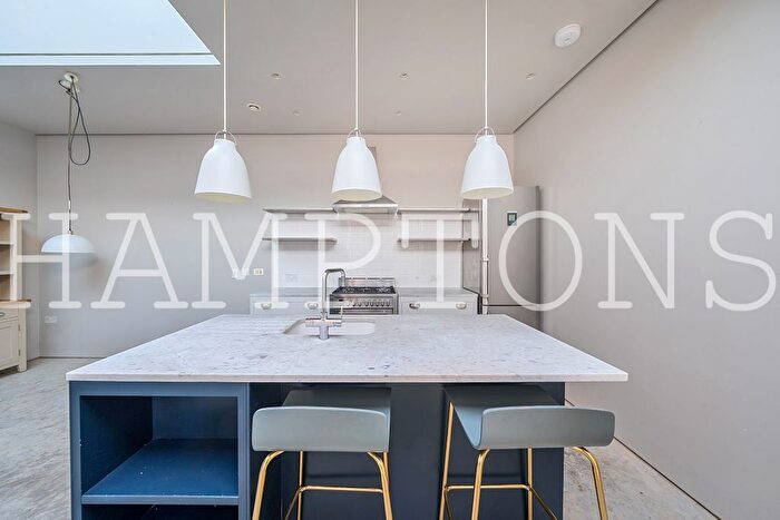 2 Bedroom Flat To Rent In Nascot Street, London, W12