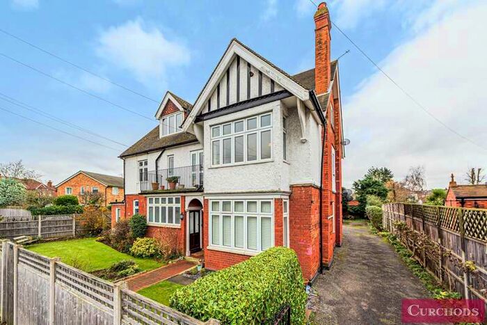 1 Bedroom Flat To Rent In Portmore Park Road, Weybridge, KT13