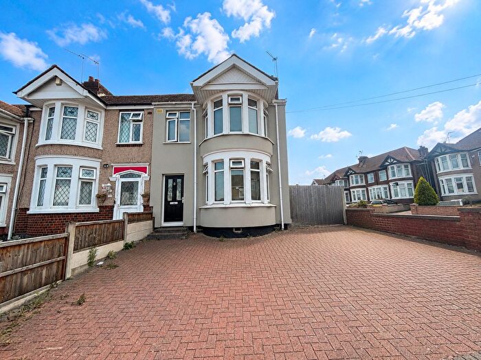 3 Bedroom End Of Terrace House To Rent In Grangemouth Road, Coventry, CV6