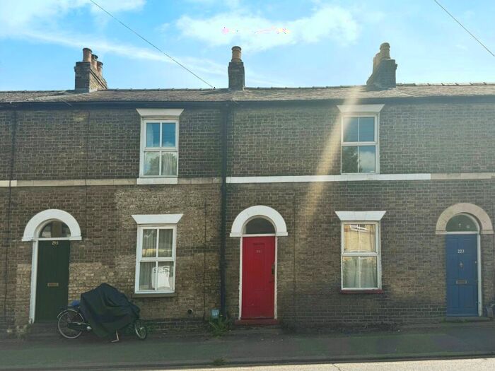 2 Bedroom House To Rent In Victoria Road, Cambridge, CB4