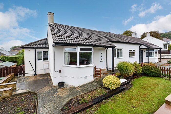 2 Bedroom Bungalow For Sale In Nab Wood Mount, Shipley, West Yorkshire, BD18