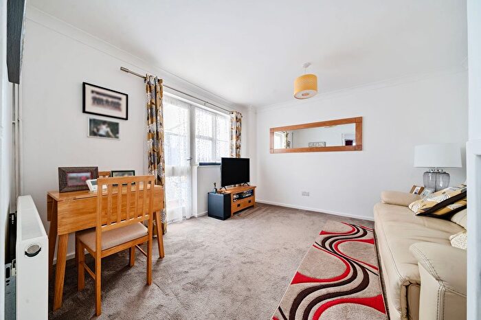 1 Bedroom End Of Terrace House For Sale In Moraunt Drive, Middleton-On-Sea, Bognor Regis, PO22